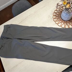 Lululemon men’s slim fit pant. Like new!